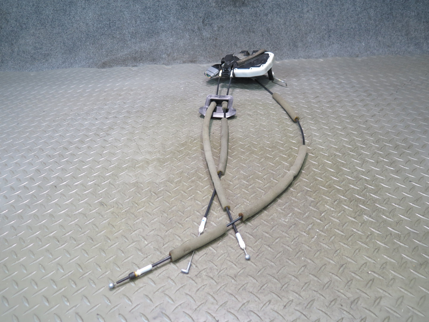 09-20 Nissan 370Z Z34 Front Left Driver Door Lock Latch Actuator OEM