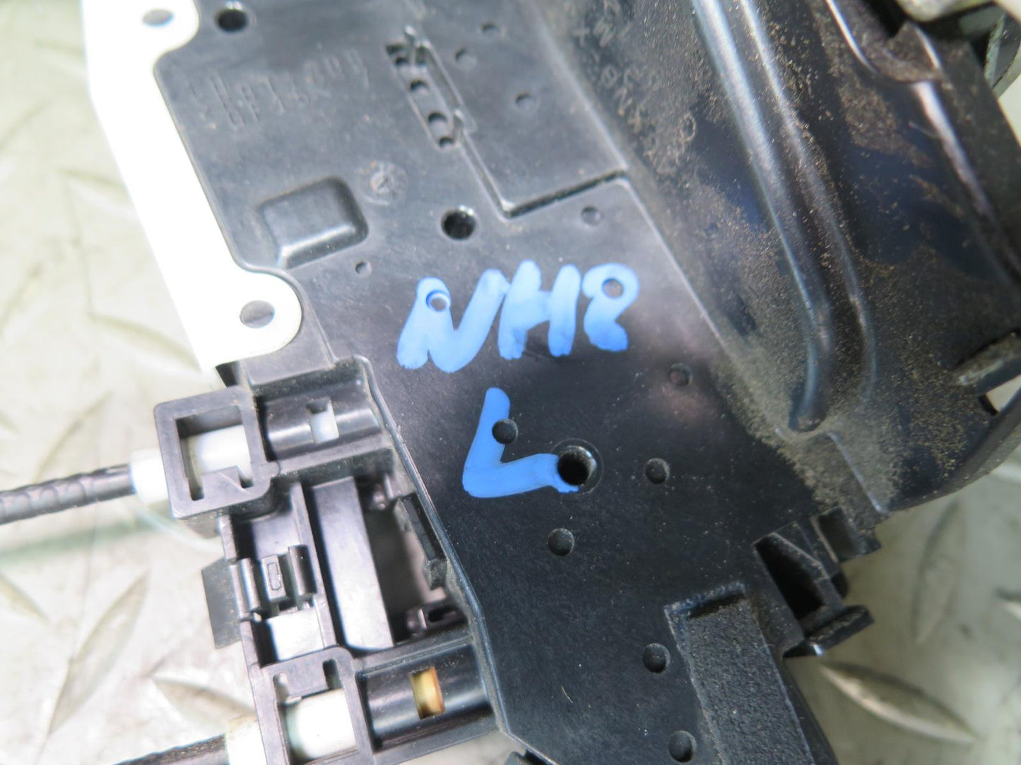 09-20 Nissan 370Z Z34 Front Left Driver Door Lock Latch Actuator OEM