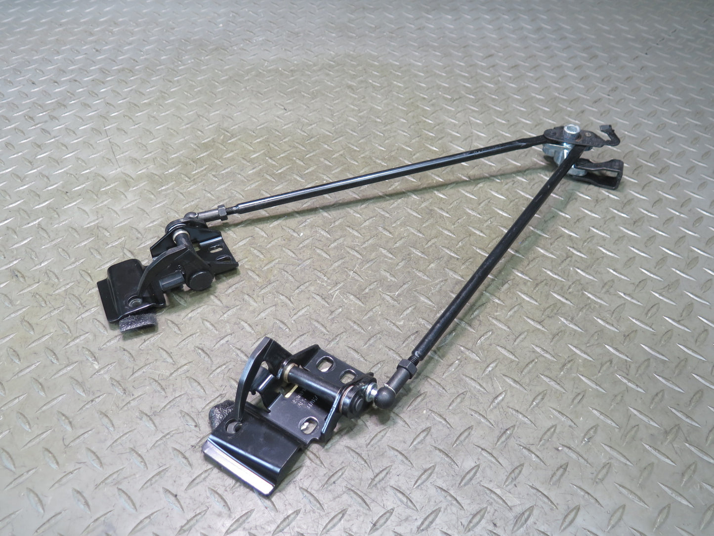10-19 Nissan Z34 370Z Convertible TOP Roof Lock Latch Assembly OEM