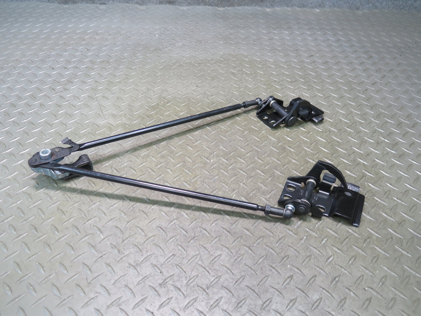 10-19 Nissan Z34 370Z Convertible TOP Roof Lock Latch Assembly OEM