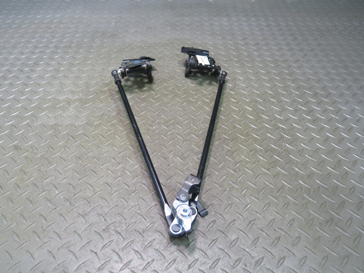 10-19 Nissan Z34 370Z Convertible TOP Roof Lock Latch Assembly OEM