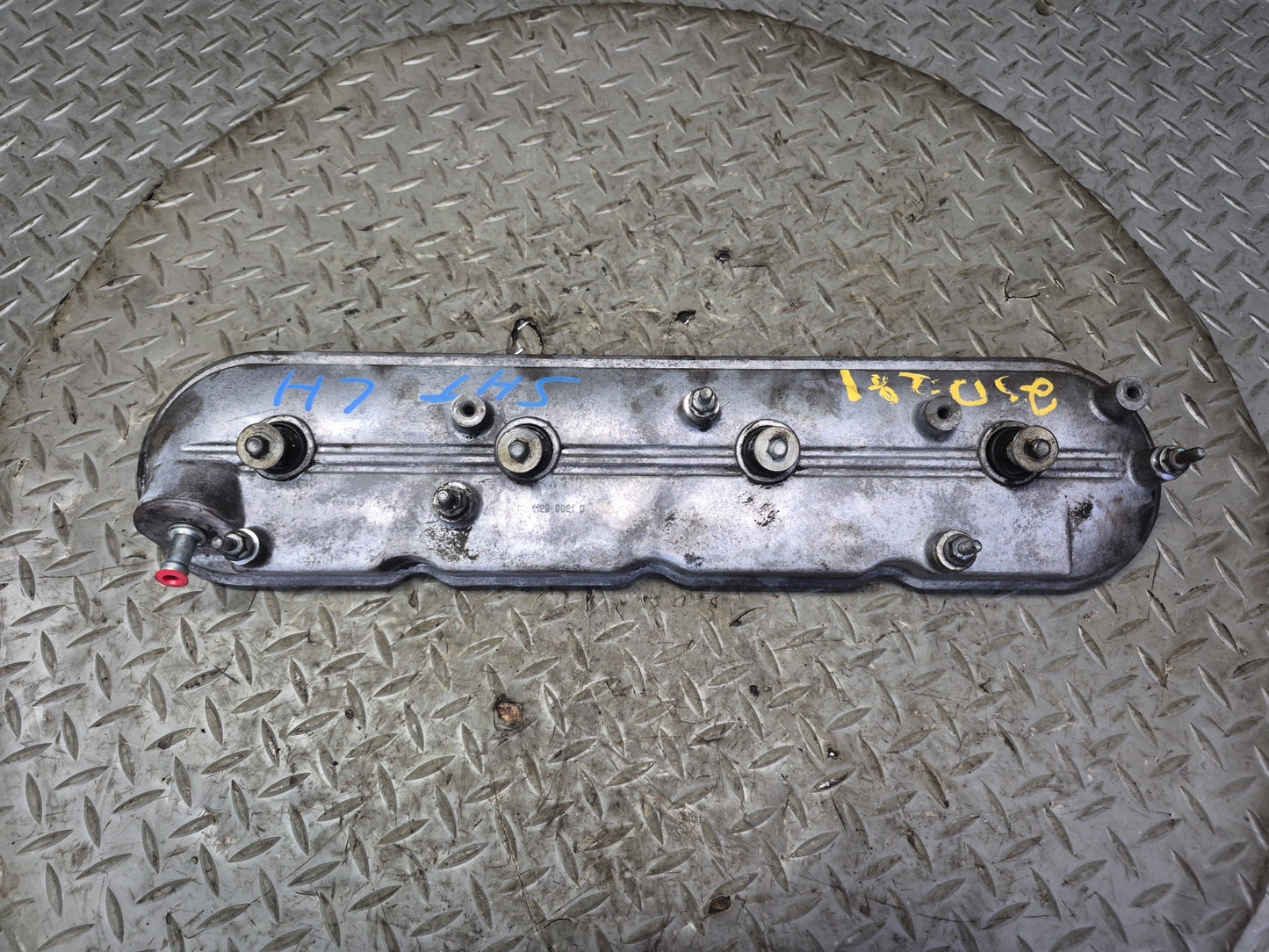 2003-2007 Hummer H2 6.0L Engine Left & Right Cylinder Head Valve Cover Set of 2
