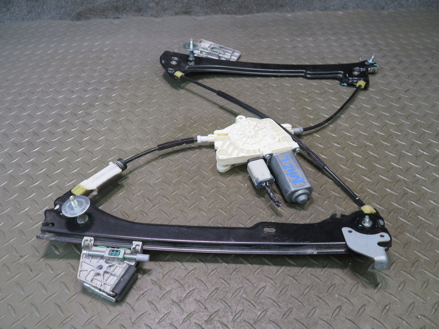 09-20 Nissan 370Z Z34 Left Driver Door Window Regulator w Motor OEM