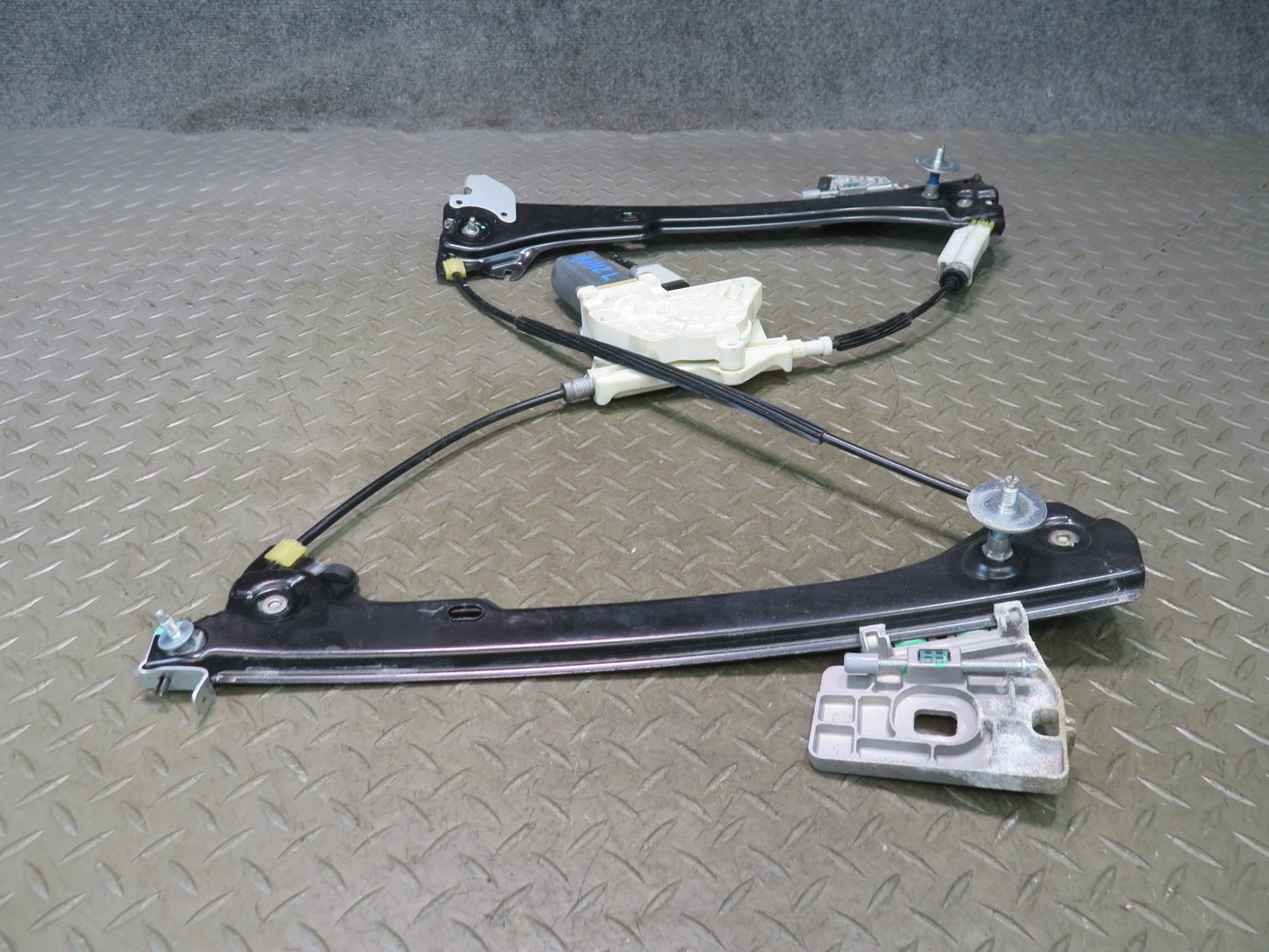 09-20 Nissan 370Z Z34 Left Driver Door Window Regulator w Motor OEM