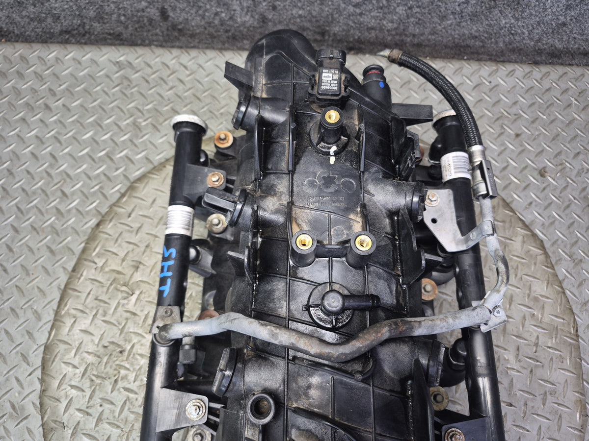 2003-2007 Hummer H2 LQ4 Intake Manifold w Fuel Rail Injector Set