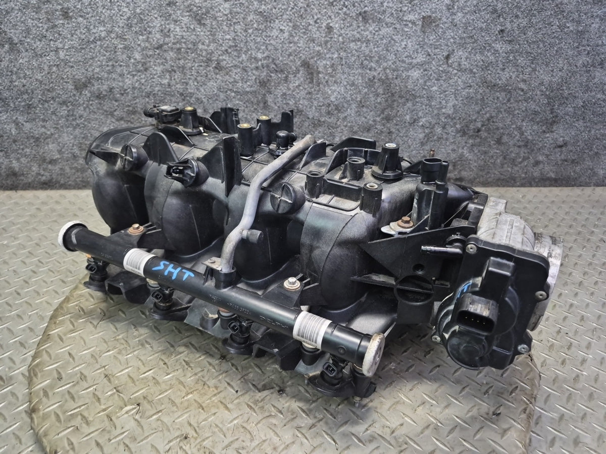 2003-2007 Hummer H2 LQ4 Intake Manifold w Fuel Rail Injector Set