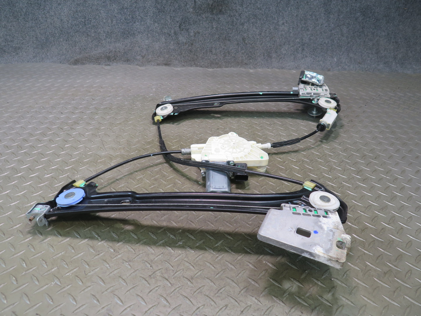 09-20 Nissan 370Z Z34 Right Door Window Regulator w Motor OEM