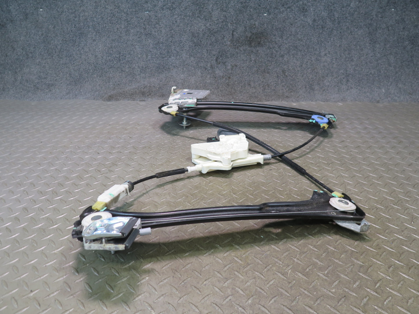 09-20 Nissan 370Z Z34 Right Door Window Regulator w Motor OEM