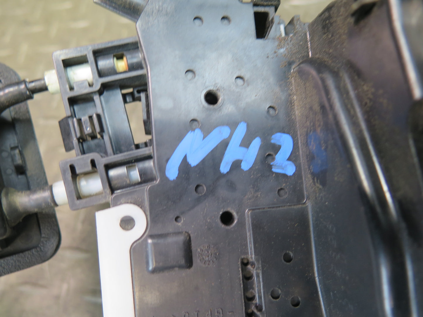 09-20 Nissan 370Z Z34 Front Right Passenger Door Lock Latch Actuator OEM