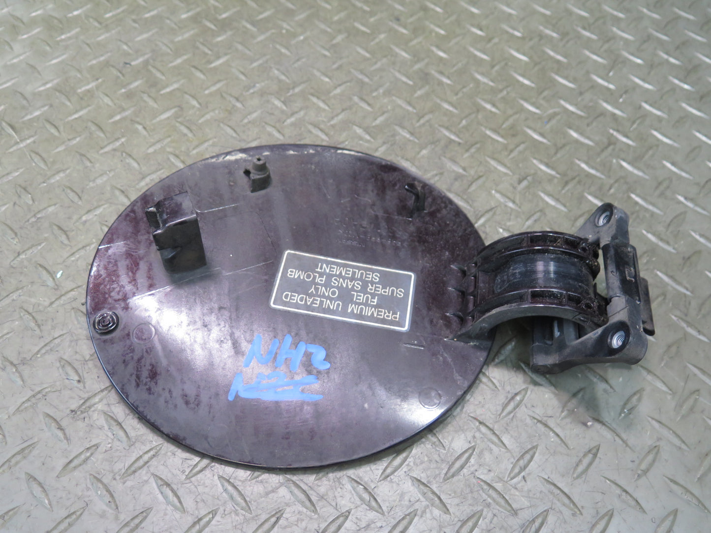 09-20 Nissan Z34 370Z Fuel Tank Filler Door Lid Cover Pearl Black Cherry OEM