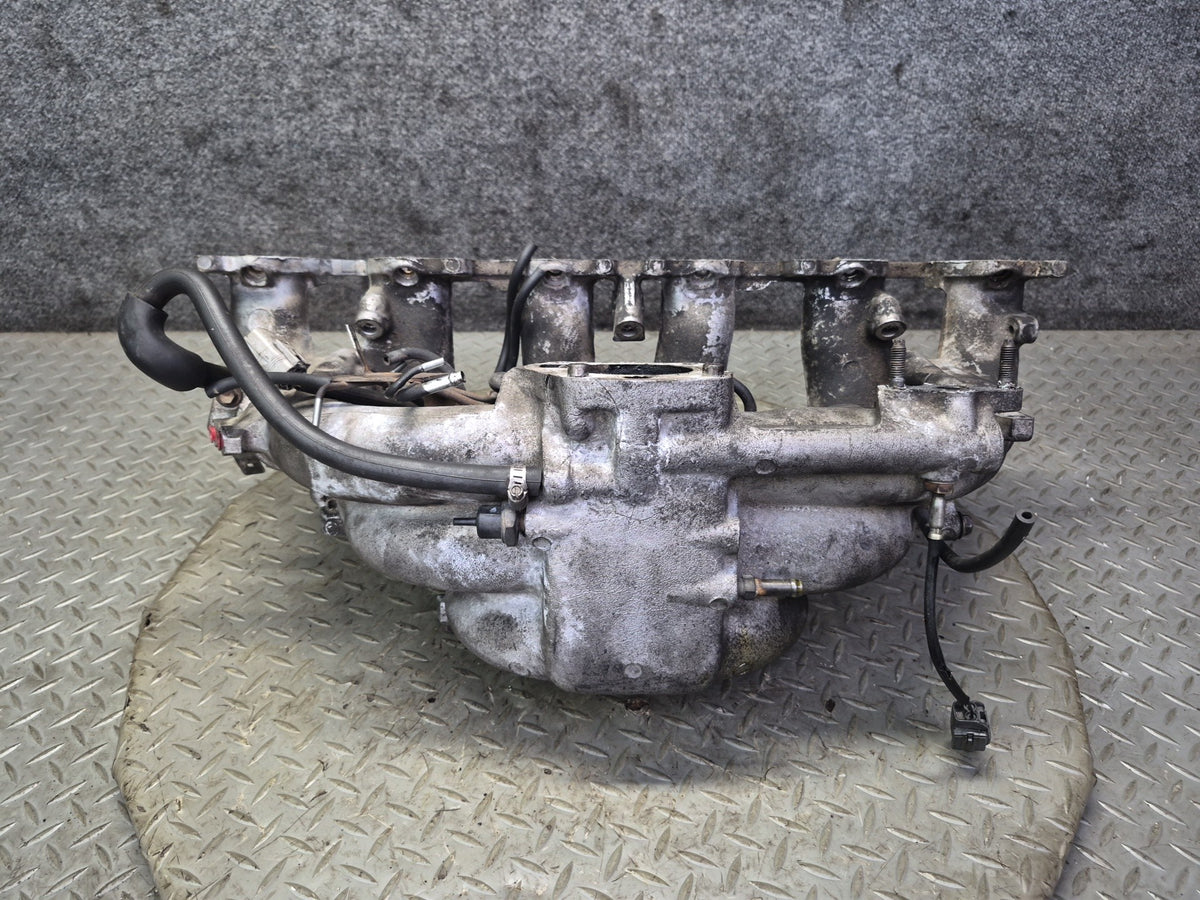 1996-1997 Lexus FZJ80L LX450 4.5L Intake Manifold