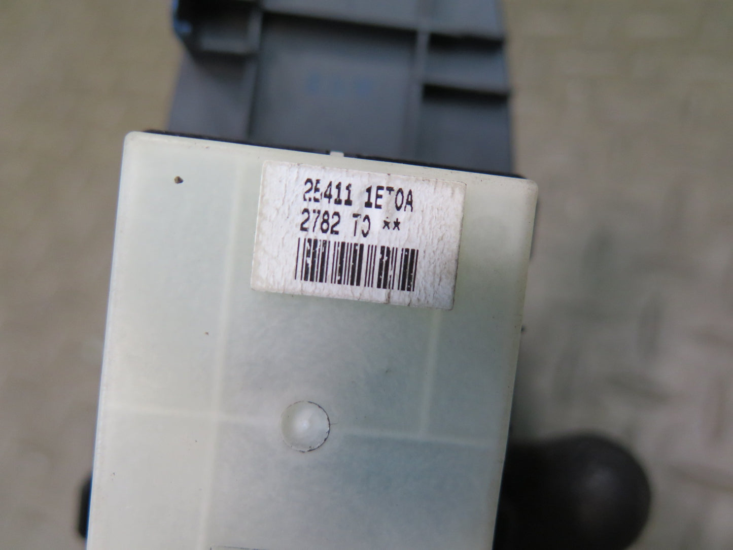 10-19 Nissan Z34 370Z Convert Right Power Window Lock Switch w Trim Cover OEM
