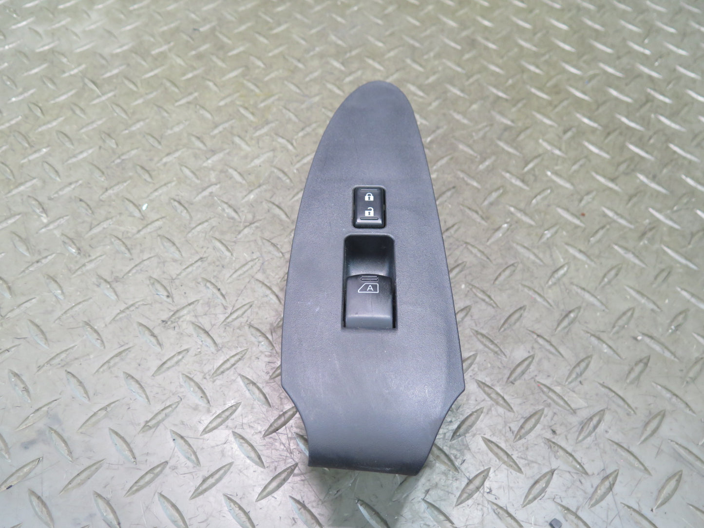 10-19 Nissan Z34 370Z Convert Right Power Window Lock Switch w Trim Cover OEM