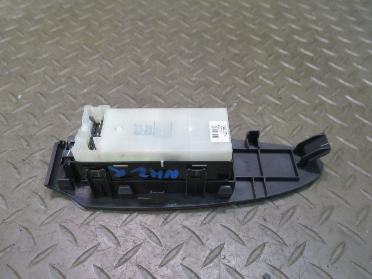 10-19 Nissan Z34 370Z Convert Right Power Window Lock Switch w Trim Cover OEM