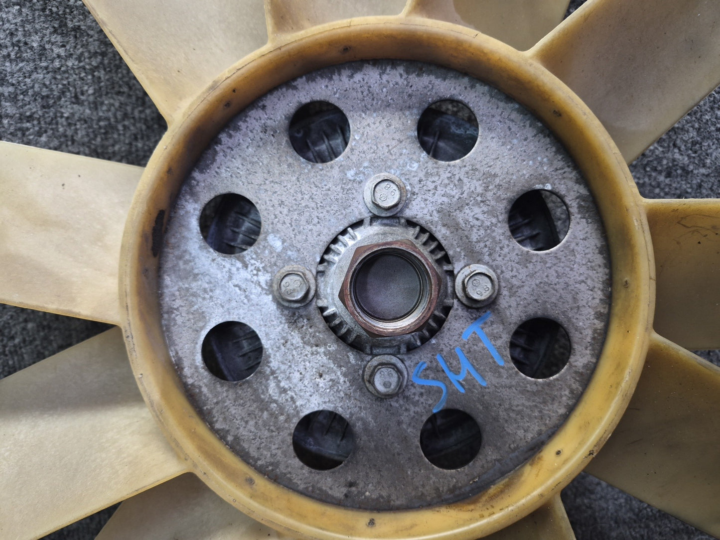 2003-2007 Hummer H2 6.0L Engine Motor Cooling Fan Clutch Fan w Blade