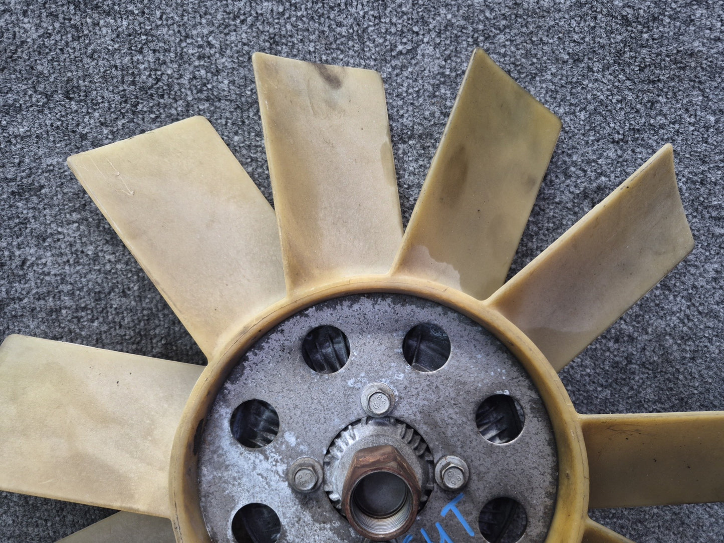 2003-2007 Hummer H2 6.0L Engine Motor Cooling Fan Clutch Fan w Blade