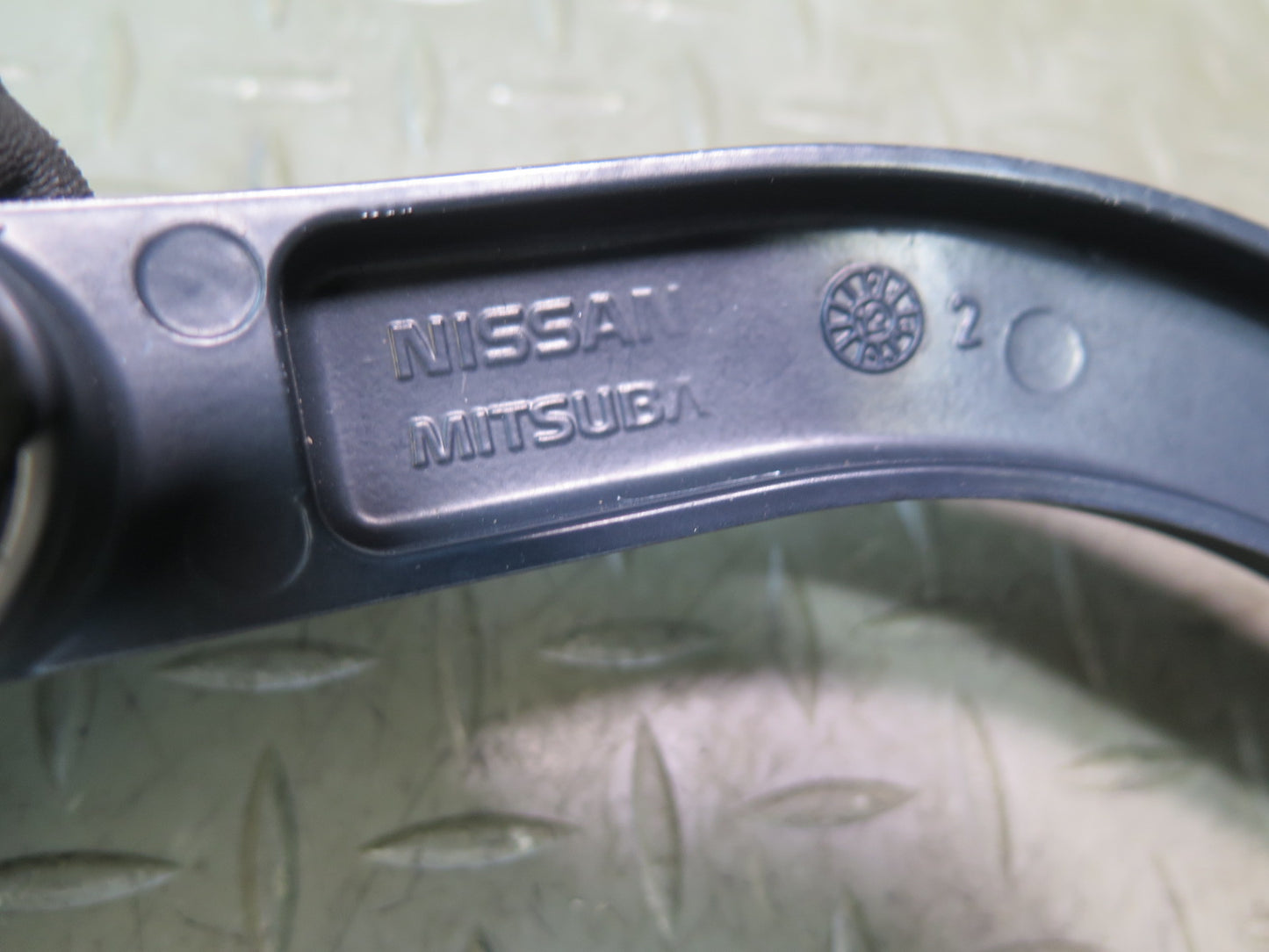 11-20 Nissan Z34 370Z Front & Left Right Windshield Wiper Arm w Cap Set OEM