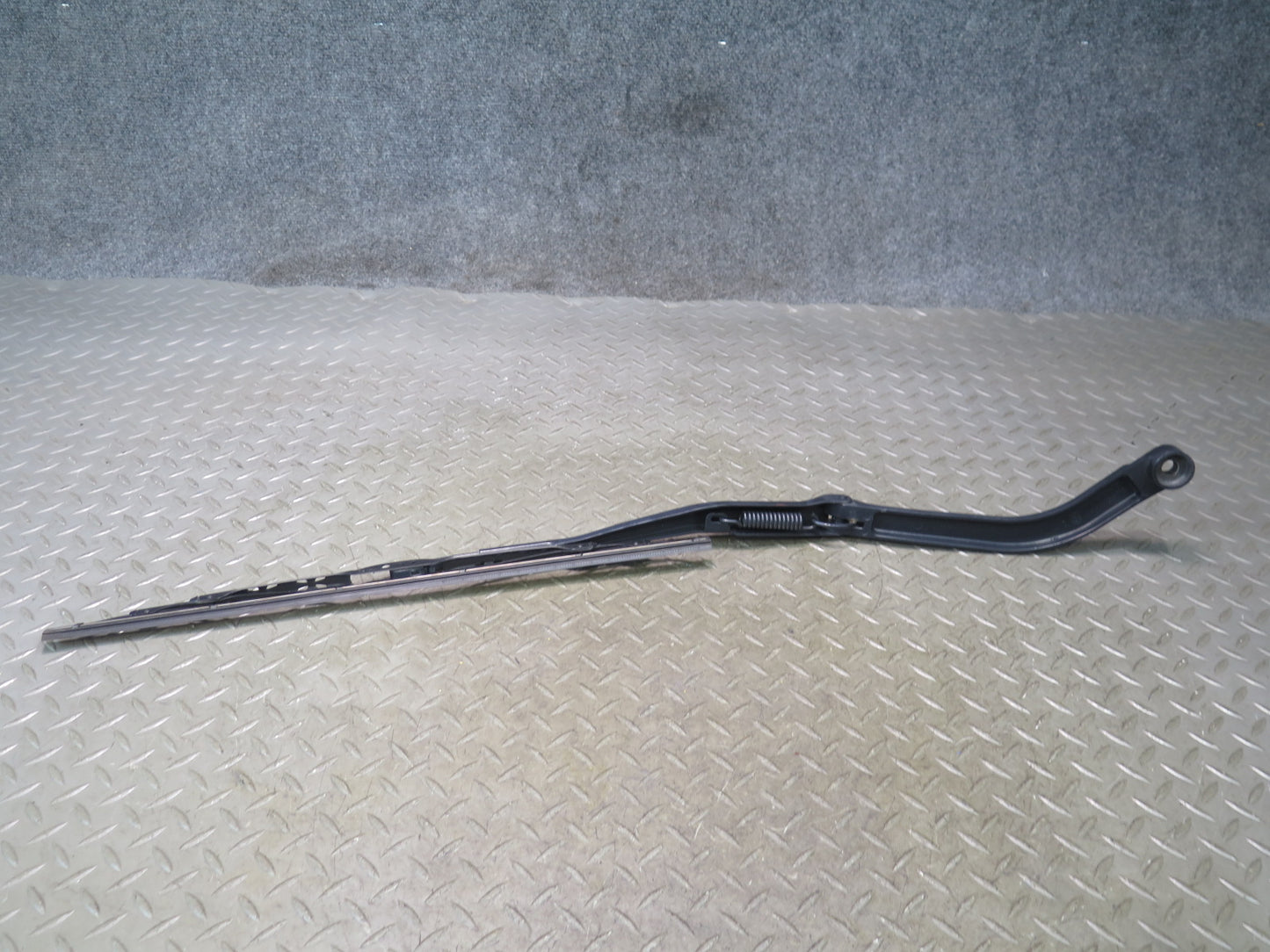 11-20 Nissan Z34 370Z Front & Left Right Windshield Wiper Arm w Cap Set OEM