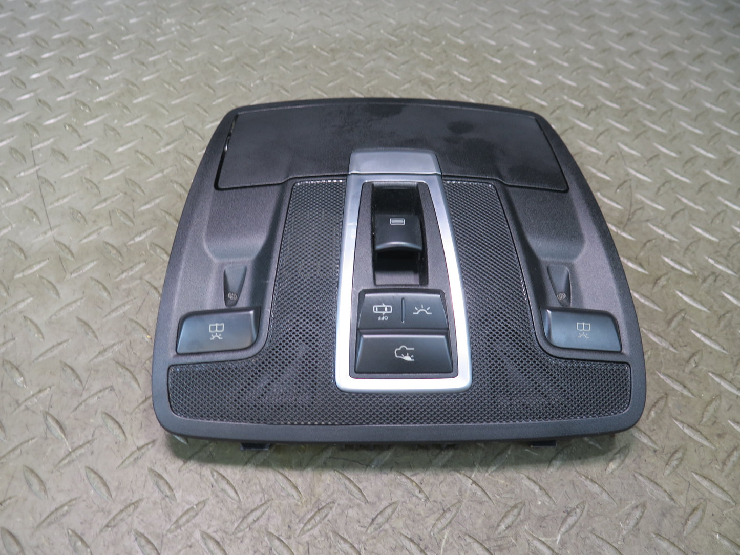 2012-2015 Mercedes X166 W166 Ml-class Front Overhead Console Dome Reading Light