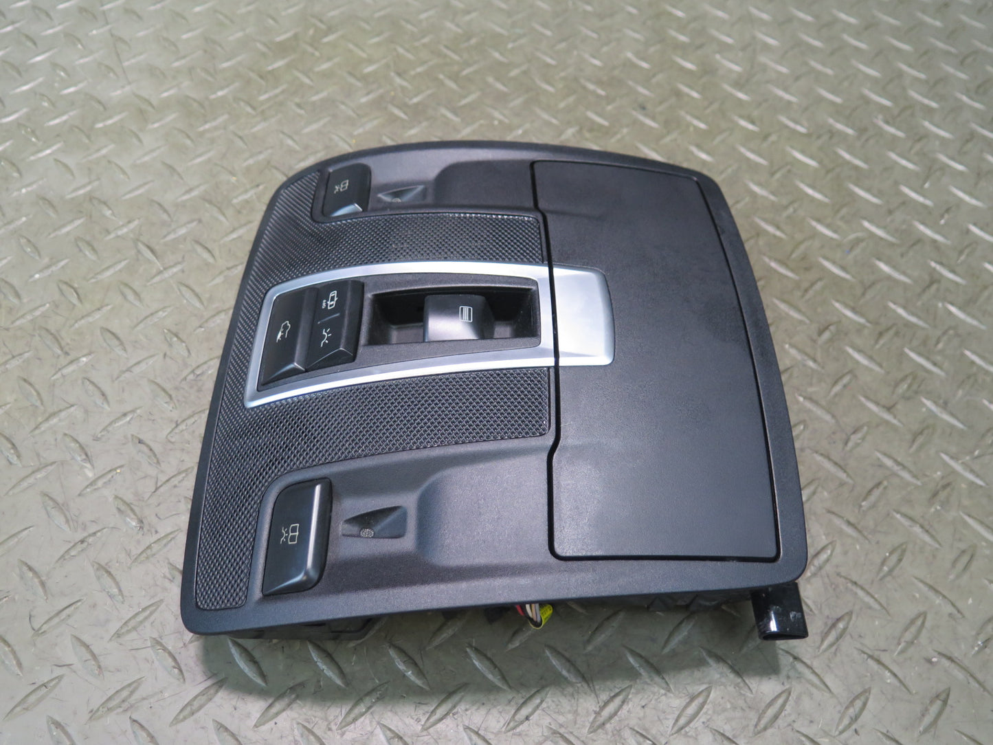 2012-2015 Mercedes X166 W166 Ml-class Front Overhead Console Dome Reading Light