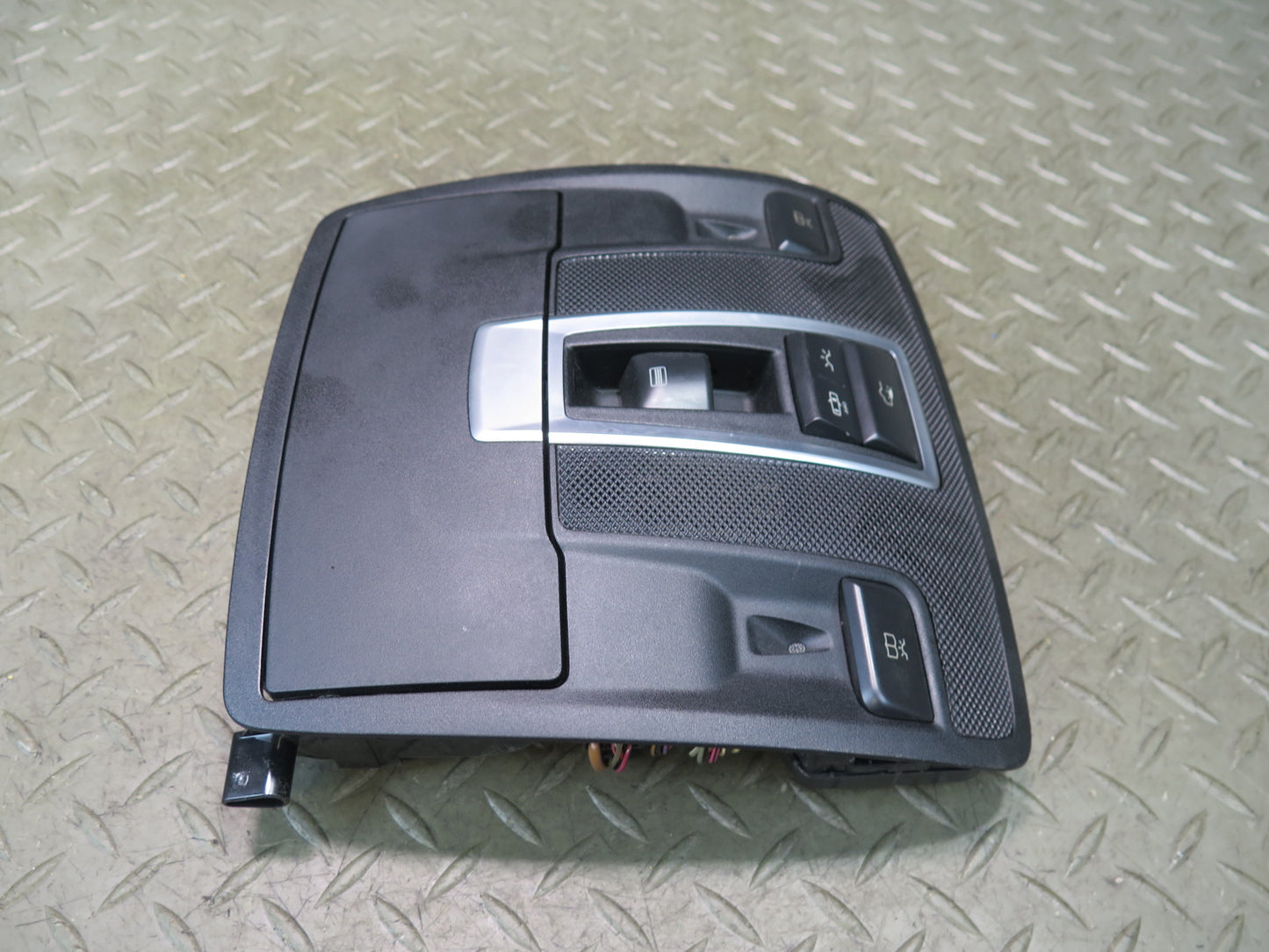 2012-2015 Mercedes X166 W166 Ml-class Front Overhead Console Dome Reading Light