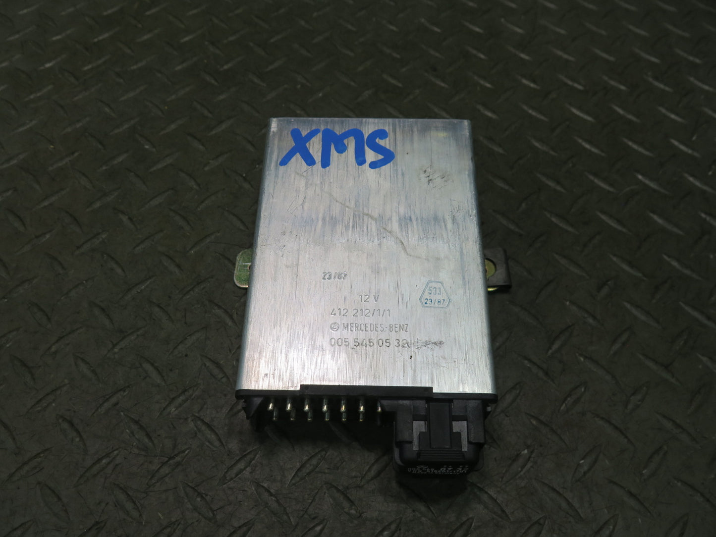 86-91 Mercedes W126 560SEL Cruise Control Module Unit 0055450532 OEM