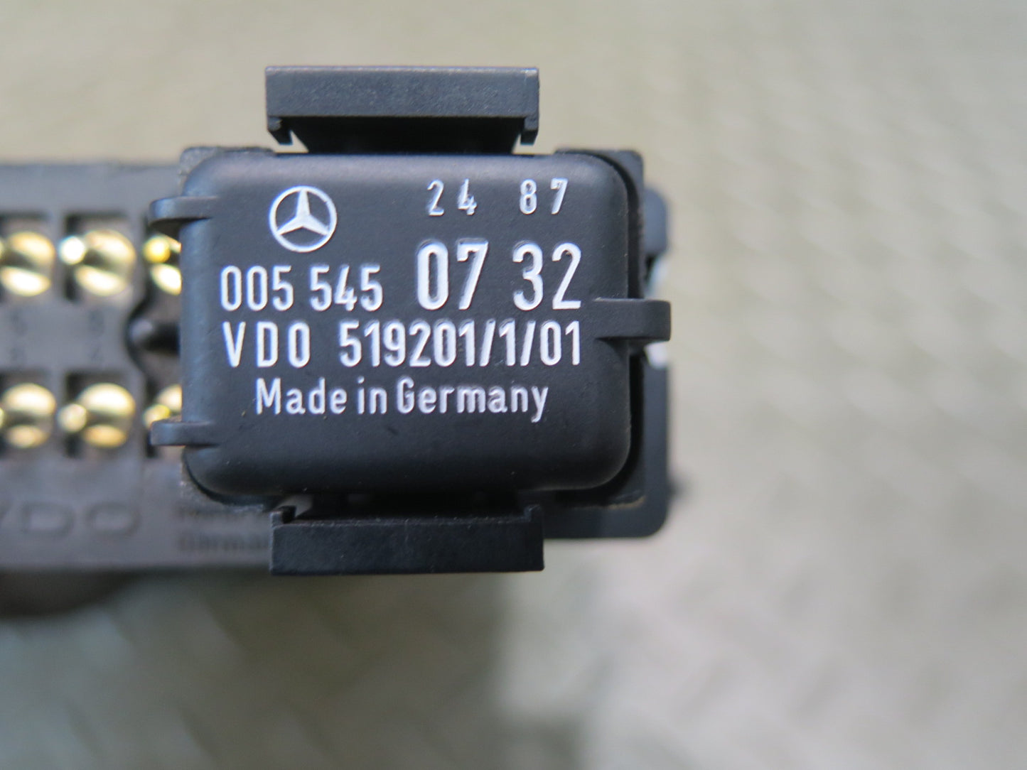 86-91 Mercedes W126 560SEL Cruise Control Module Unit 0055450532 OEM