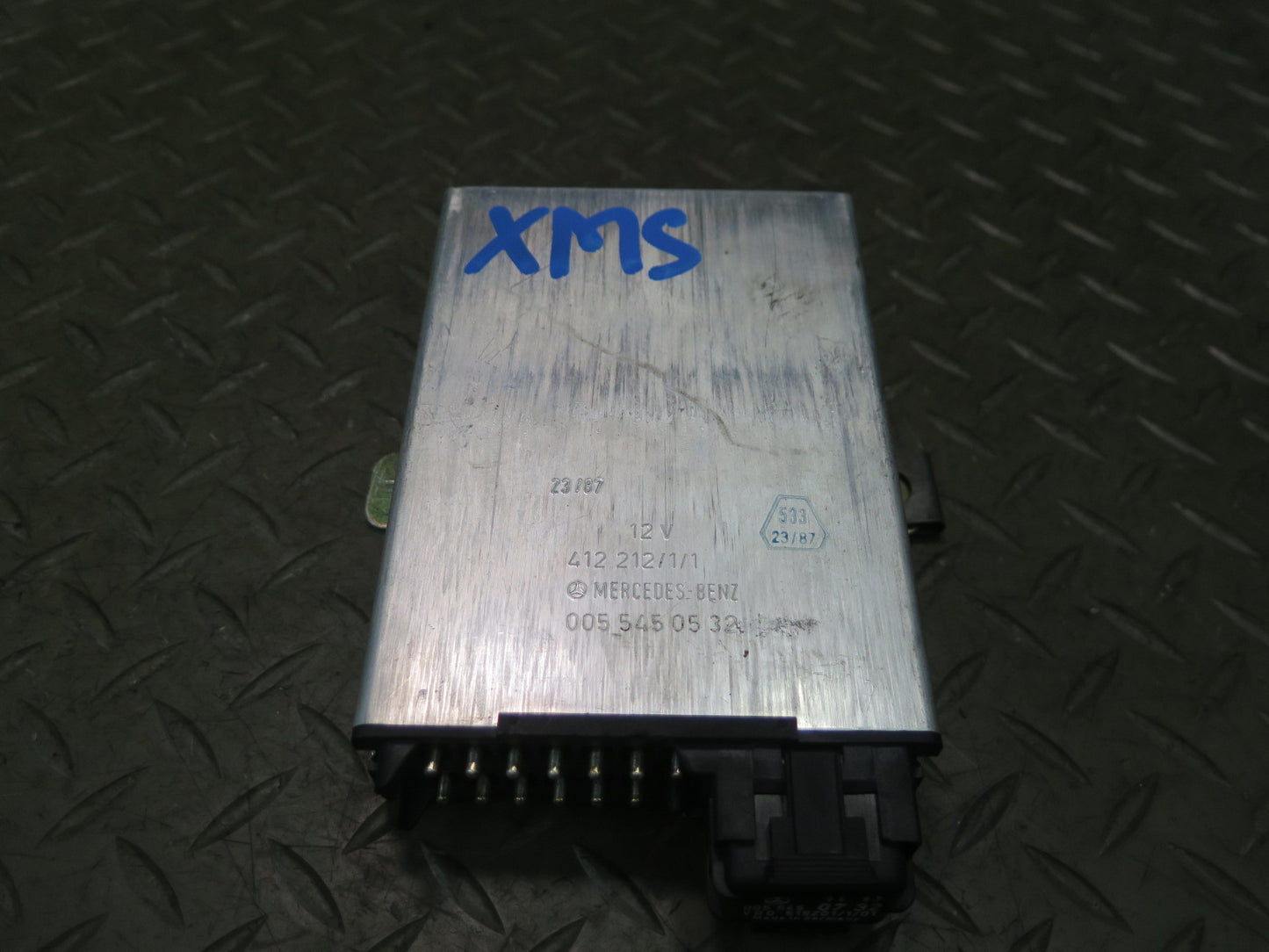 86-91 Mercedes W126 560SEL Cruise Control Module Unit 0055450532 OEM