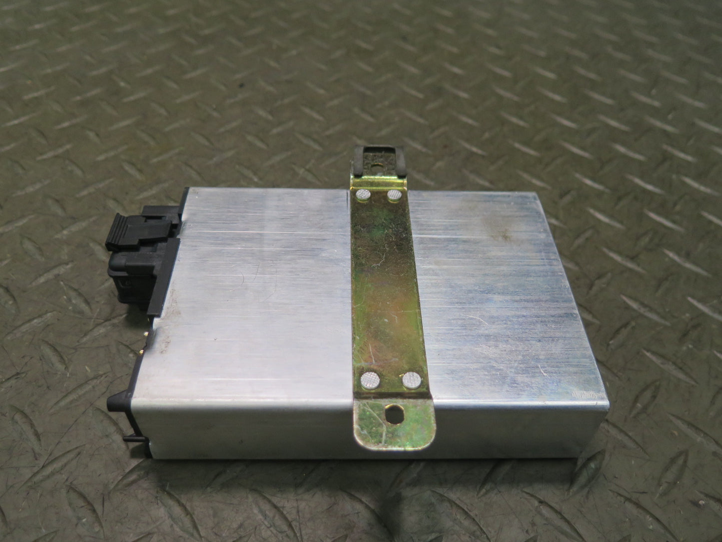 86-91 Mercedes W126 560SEL Cruise Control Module Unit 0055450532 OEM