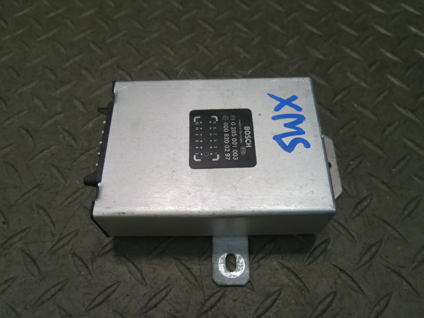 86-91 Mercedes W126 R107 Seat Belt Relay Control Module 0008200297 OEM