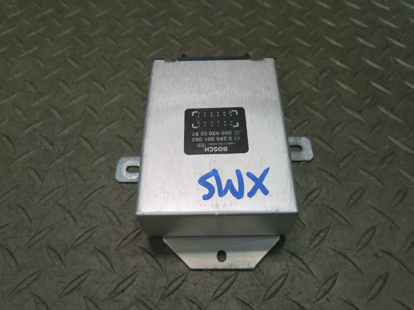 86-91 Mercedes W126 R107 Seat Belt Relay Control Module 0008200297 OEM