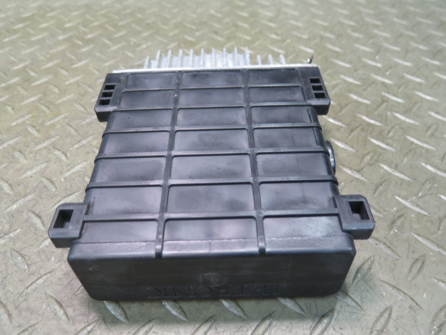 86-88 Mercedes W126 560SEL M117 Engine ECU ECM Control Module 0045454032 OEM