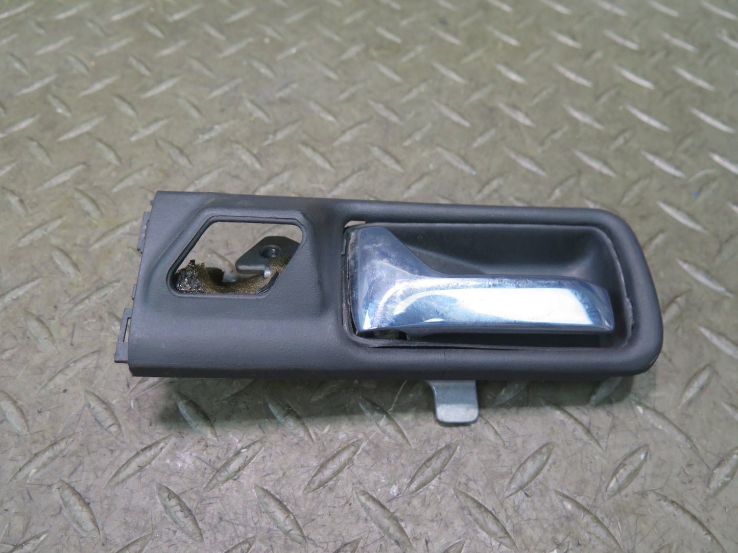 86-91 Mercedes W126 560SEL Rear Right Door Interior Pull Handle w Trim Damaged