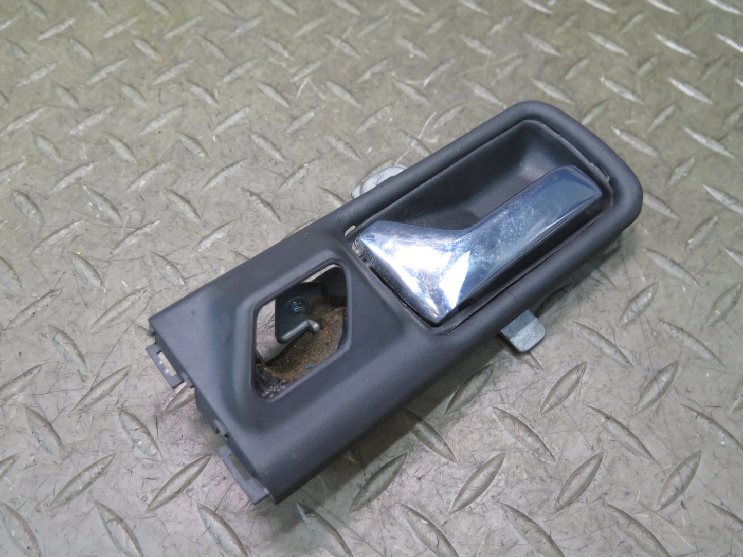 86-91 Mercedes W126 560SEL Rear Right Door Interior Pull Handle w Trim Damaged