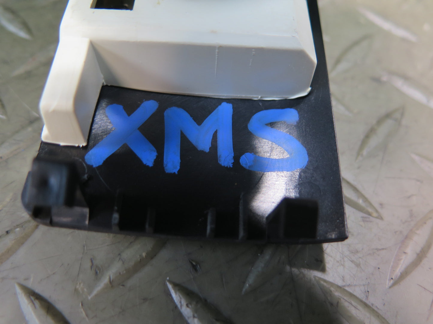 86-91 Mercedes W126 420SEL 560SEL Headlight Fog Light Knob Switch w Trim OEM