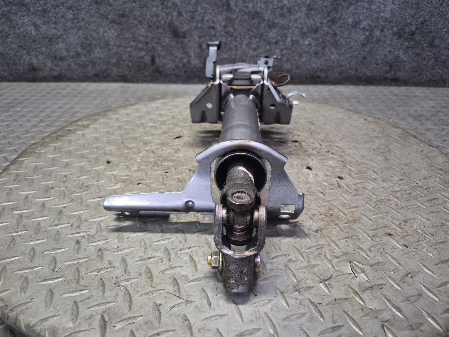 04-06 Nissan Z33 350Z Convertible Steering Column Assembly OEM