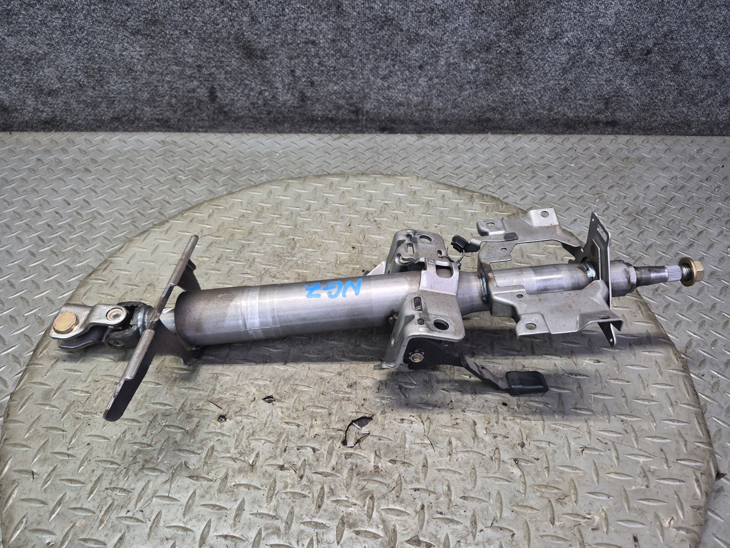 04-06 Nissan Z33 350Z Convertible Steering Column Assembly OEM