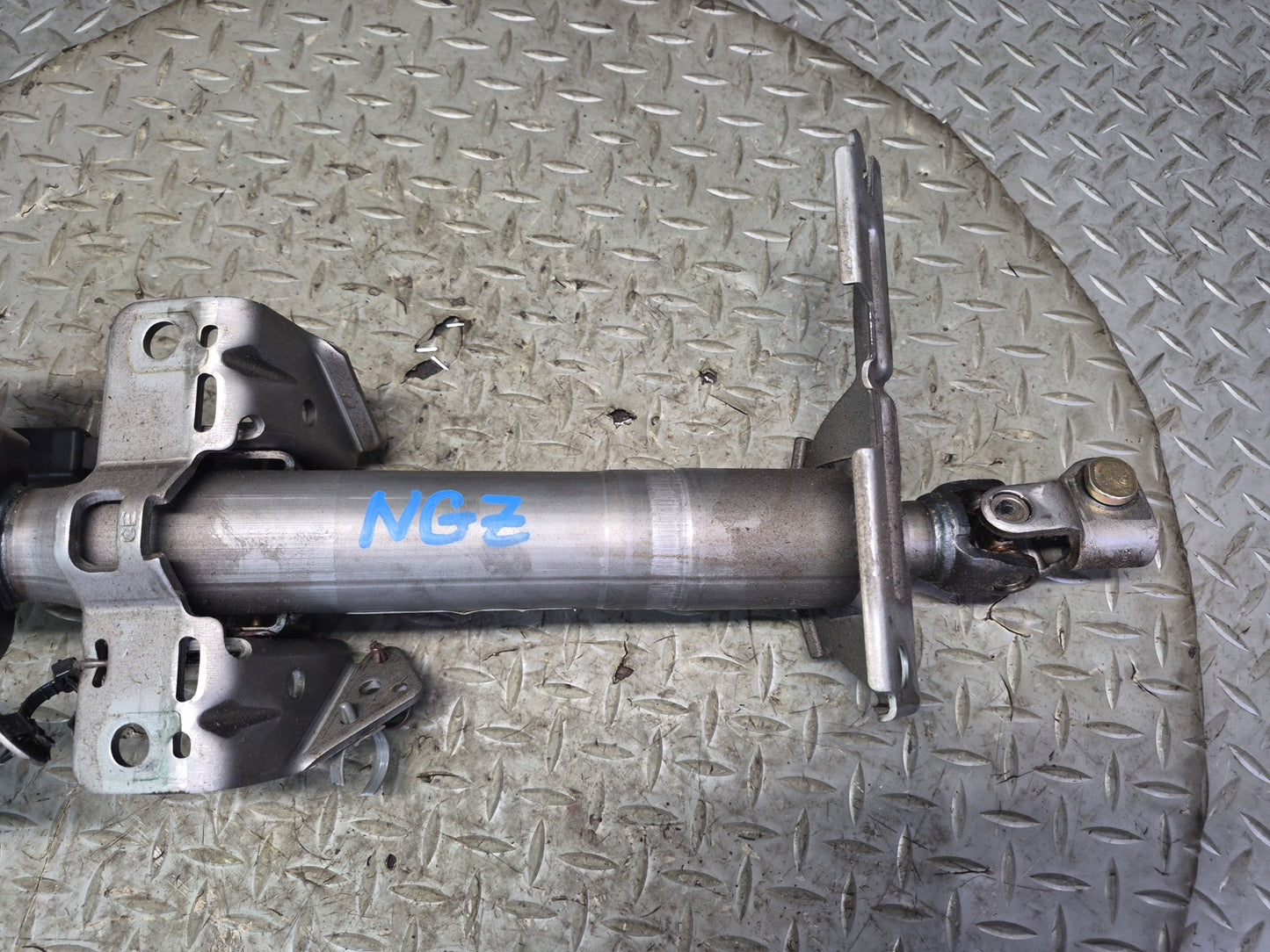 04-06 Nissan Z33 350Z Convertible Steering Column Assembly OEM