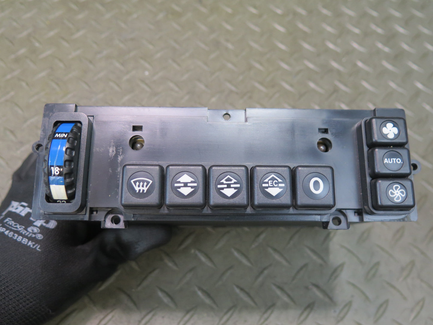 86-91 Mercedes W126 560SEL Temperature Climate Control Switch Panel OEM