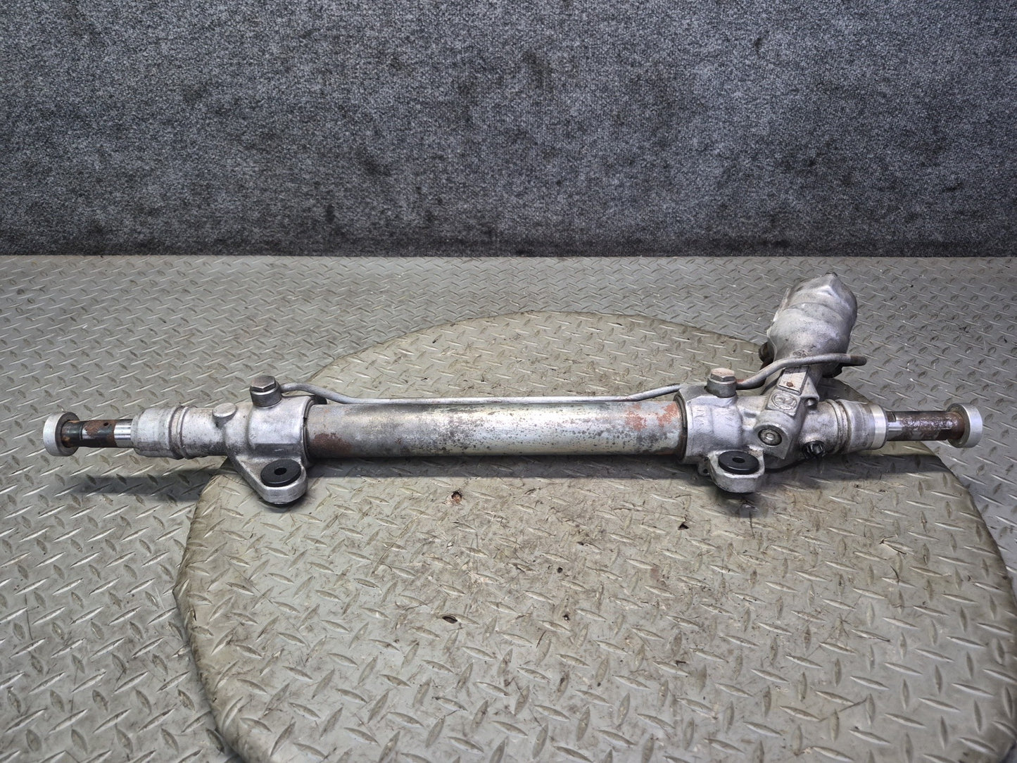 1984-1995 Porsche 928 S Power Steering Gear Rack AND Pinion