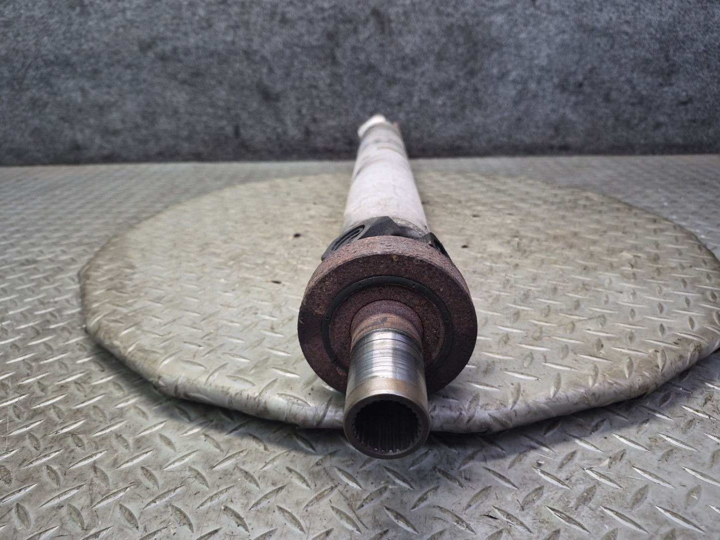84-96 Chevrolet Corvette C4 Rear A/T Driveshaft Drive Shaft 10054289 81K OEM