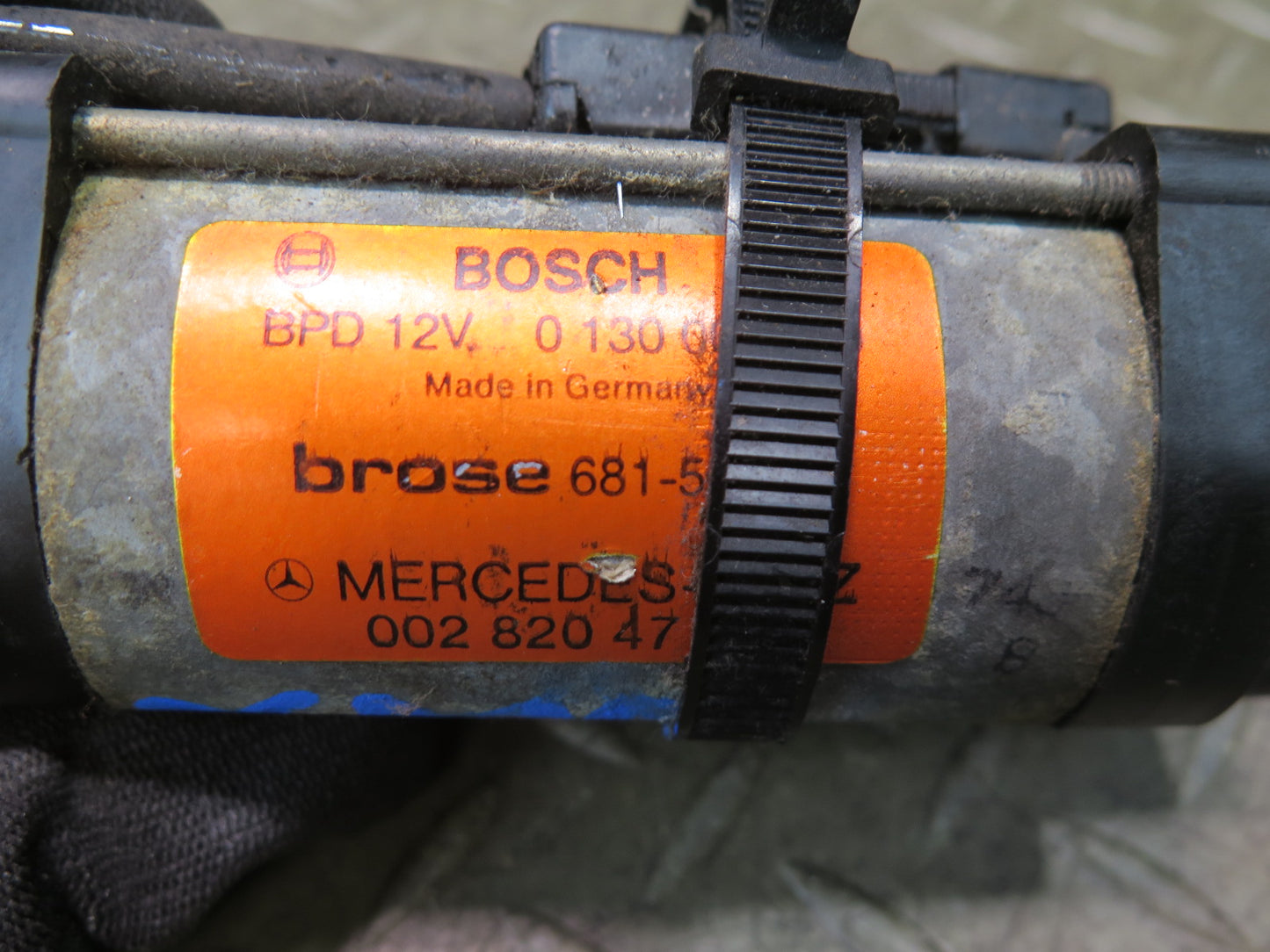 86-91 Mercedes W126 S-class Rear Seat Adjustment Motor OEM