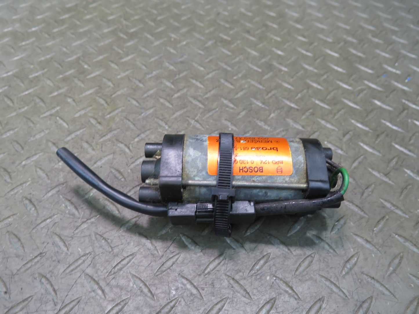 86-91 Mercedes W126 S-class Rear Seat Adjustment Motor OEM