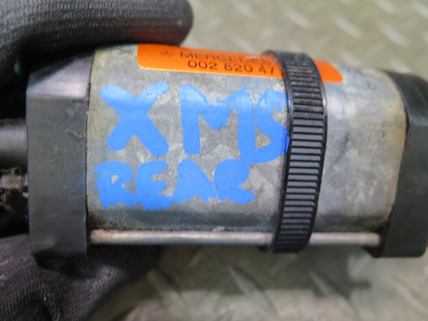 86-91 Mercedes W126 S-class Rear Seat Adjustment Motor OEM