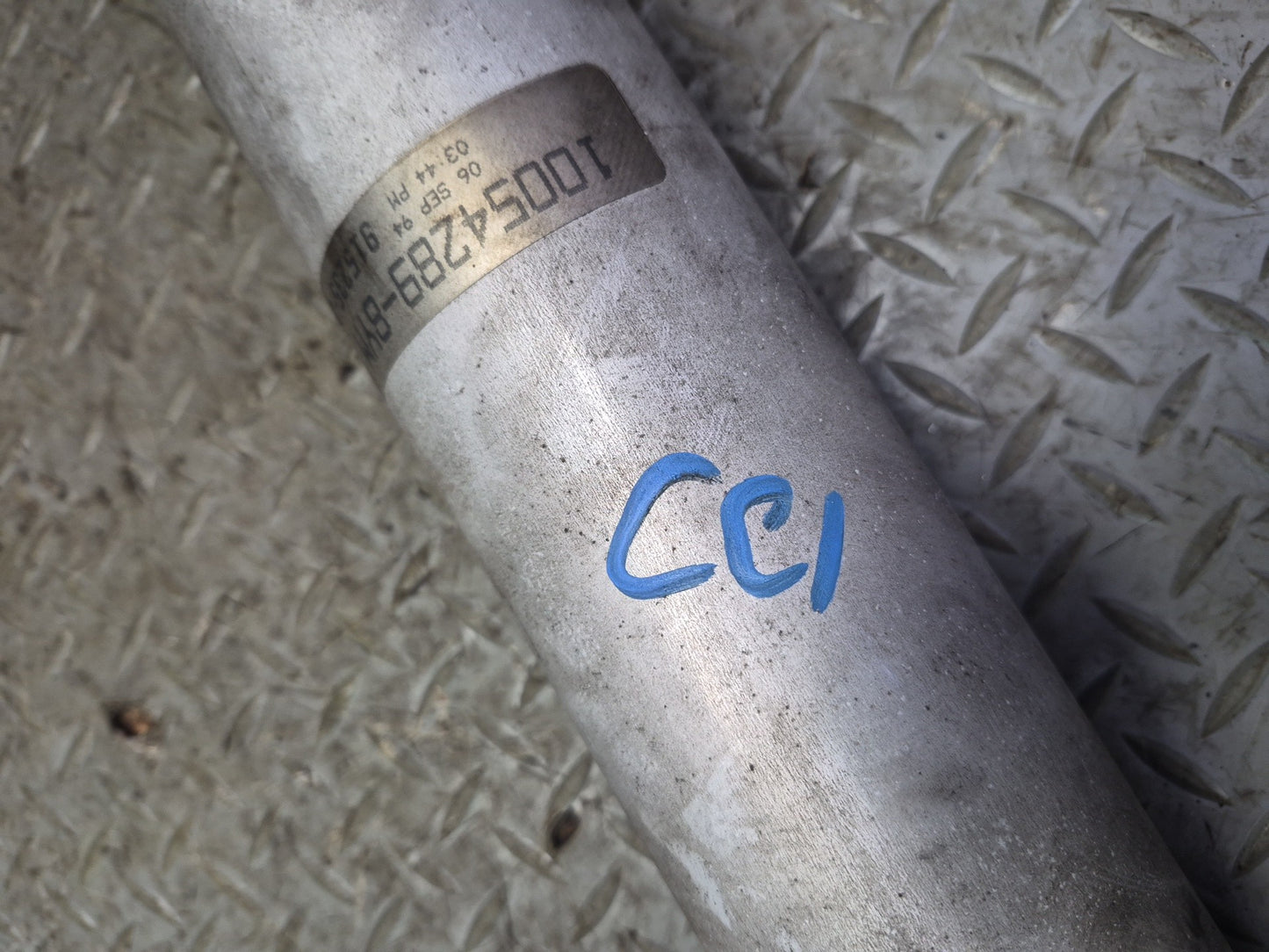 84-96 Chevrolet Corvette C4 Rear A/T Driveshaft Drive Shaft 10054289 87K OEM