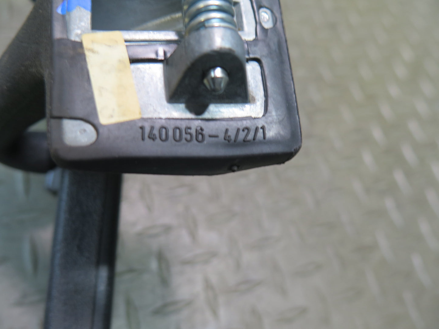 86-91 Mercedes W126 560SEL Manual Dimming Interior Rear View Mirror Damaged