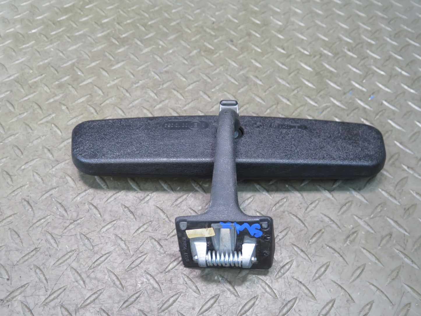 86-91 Mercedes W126 560SEL Manual Dimming Interior Rear View Mirror Damaged