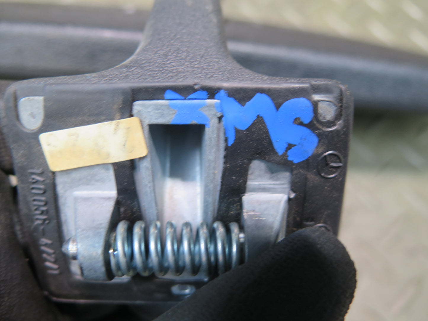 86-91 Mercedes W126 560SEL Manual Dimming Interior Rear View Mirror Damaged
