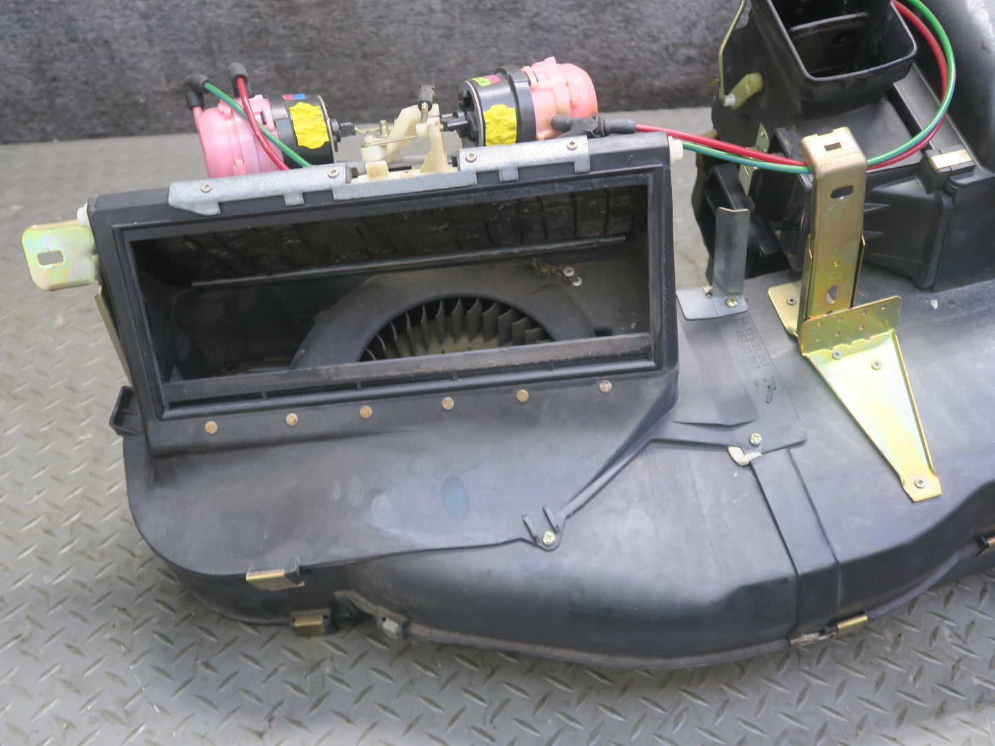 86-91 Mercedes W126 560SEL Hvac Evaporator Air Condition Heater Climate Box OEM
