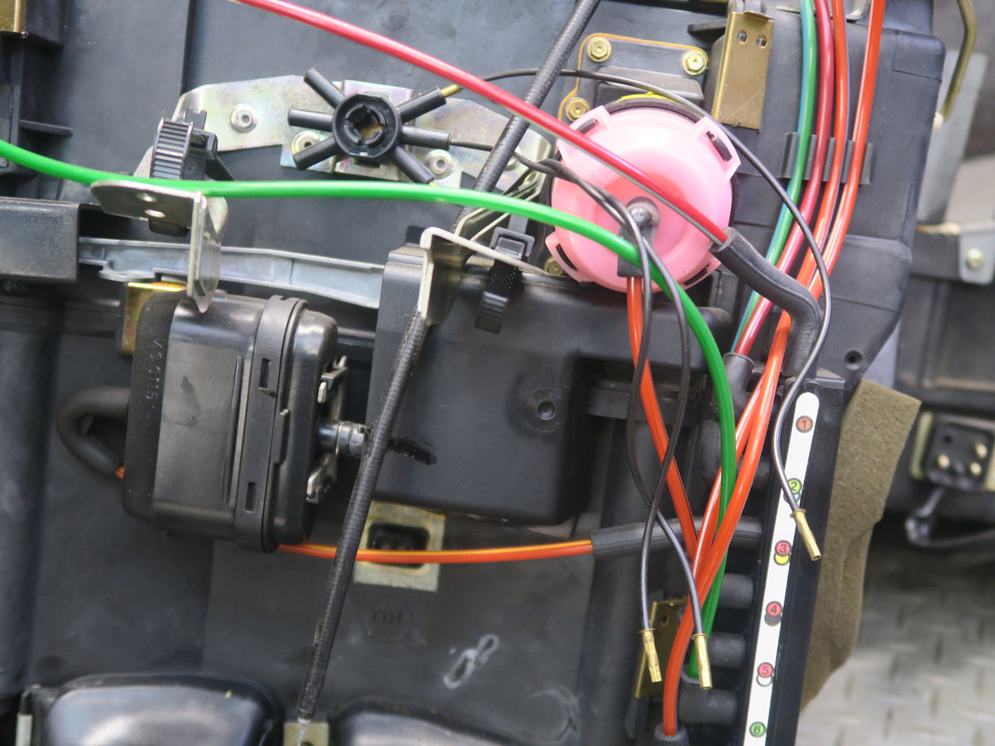86-91 Mercedes W126 560SEL Hvac Evaporator Air Condition Heater Climate Box OEM